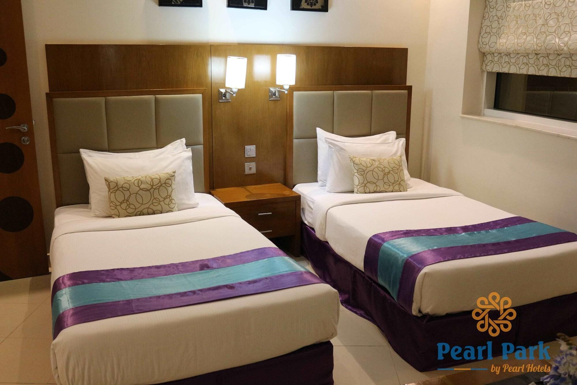 Pearl Executive Hotel Apartments Dubai Bagian luar foto