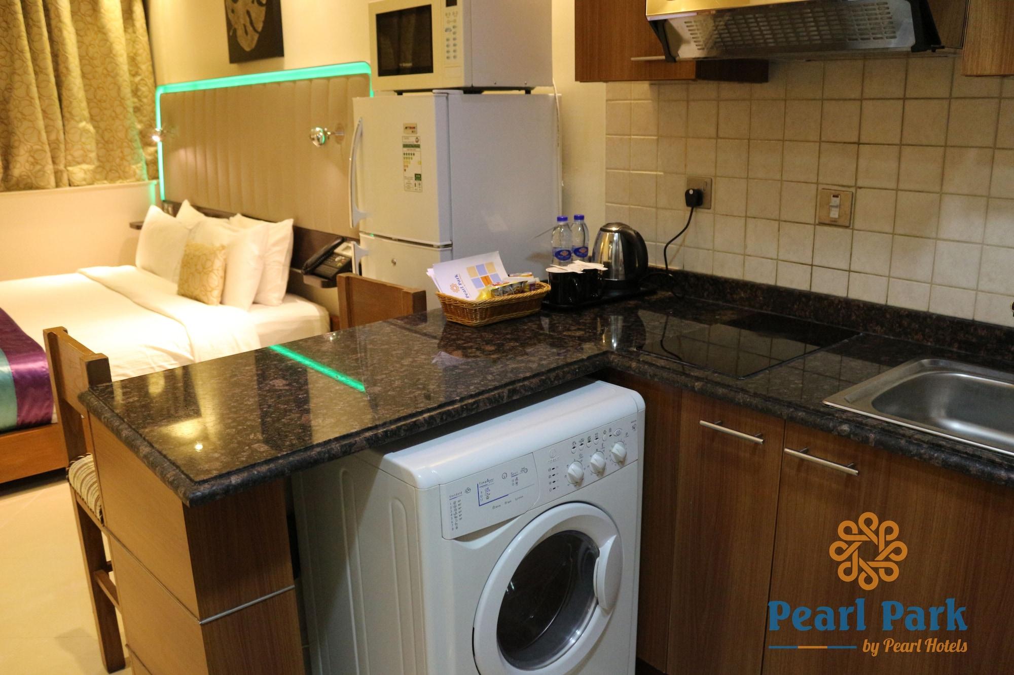 Pearl Executive Hotel Apartments Dubai Bagian luar foto