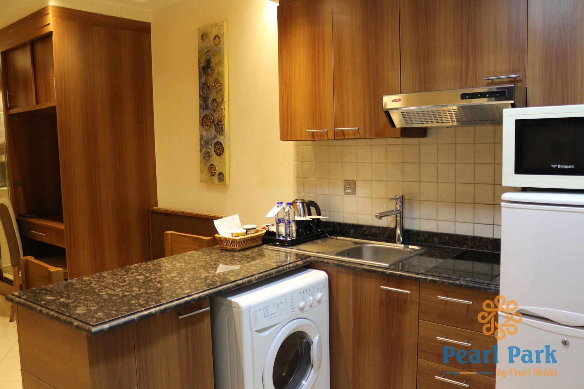 Pearl Executive Hotel Apartments Dubai Bagian luar foto