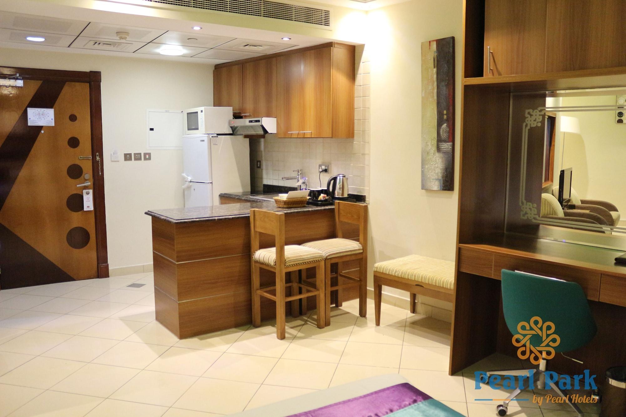 Pearl Executive Hotel Apartments Dubai Bagian luar foto