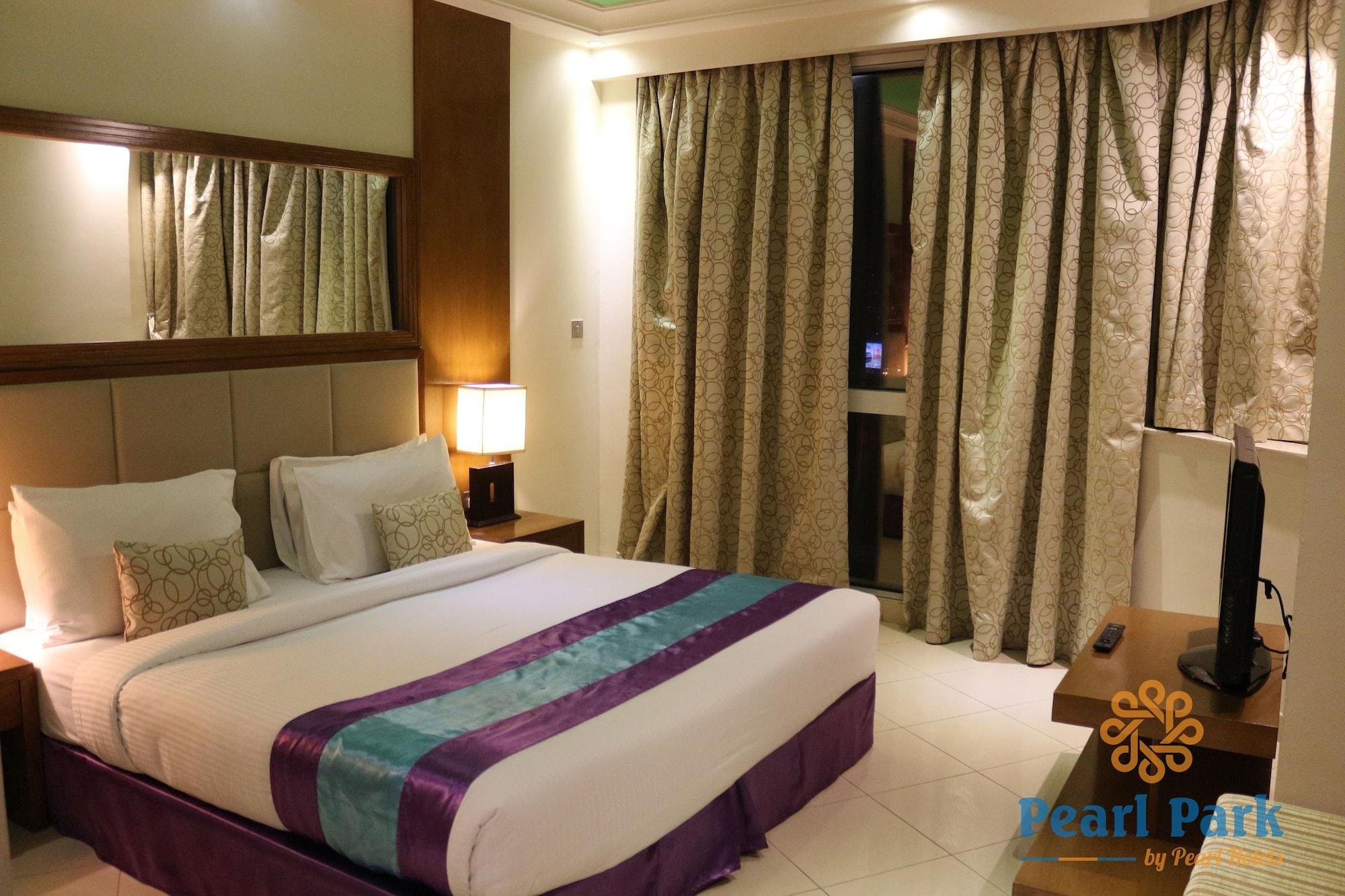 Pearl Executive Hotel Apartments Dubai Bagian luar foto