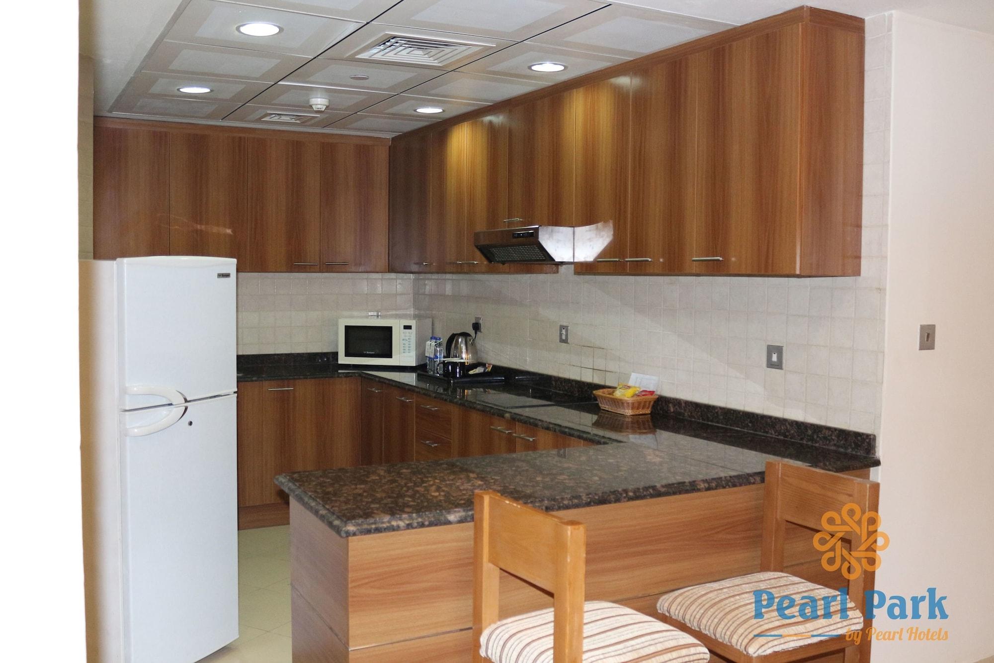 Pearl Executive Hotel Apartments Dubai Bagian luar foto